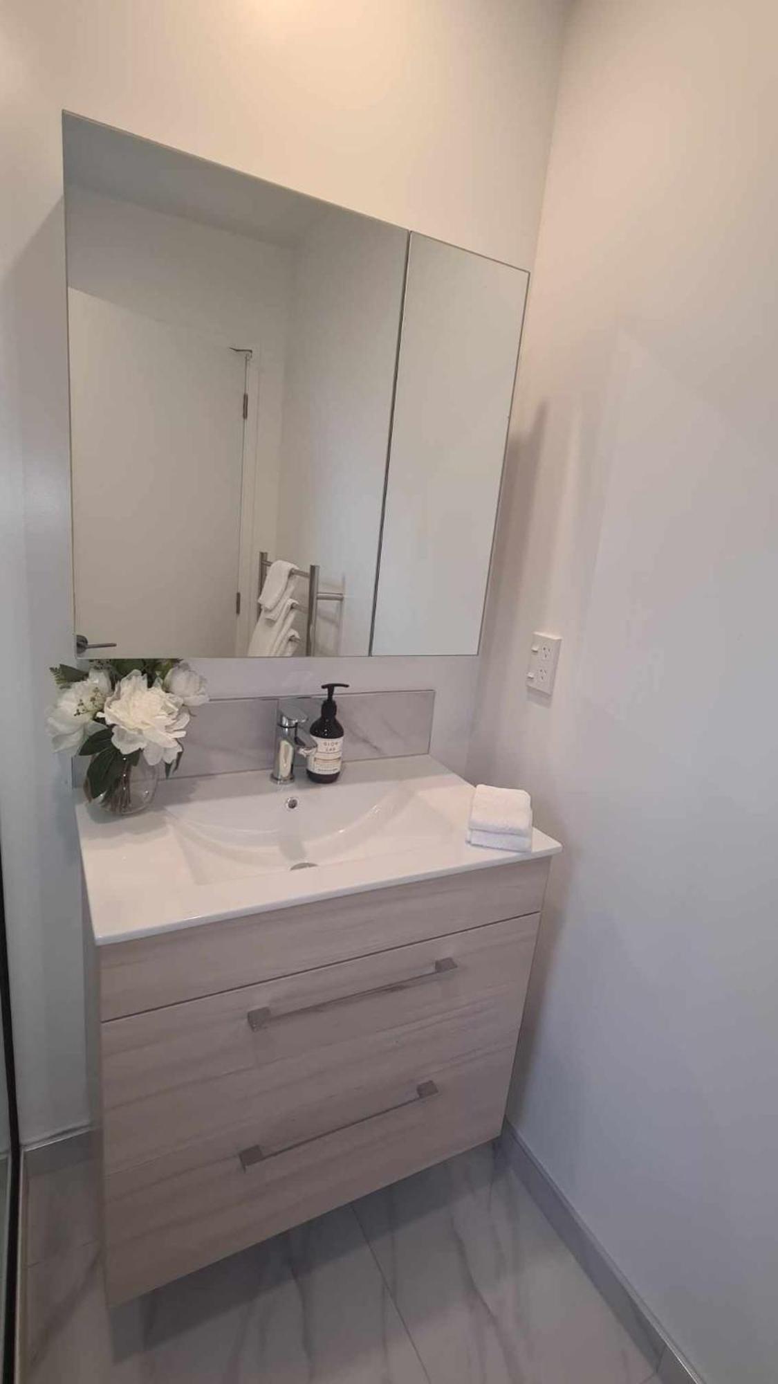 Apartamento Cute On Cashel 10 Christchurch Exterior foto